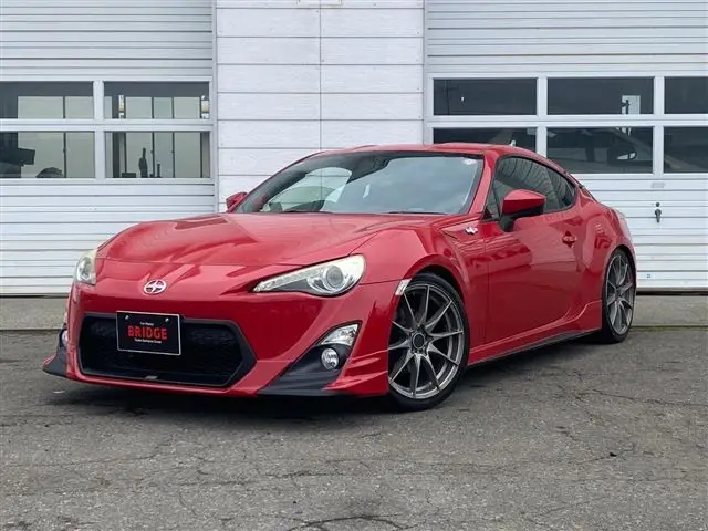2012 Toyota 86 2.0GT - photo 1 2012 Toyota 86 2.0GT Red Coupe for sale, Japanese used car export - photo 1 of 30 | GULJI TRADERS