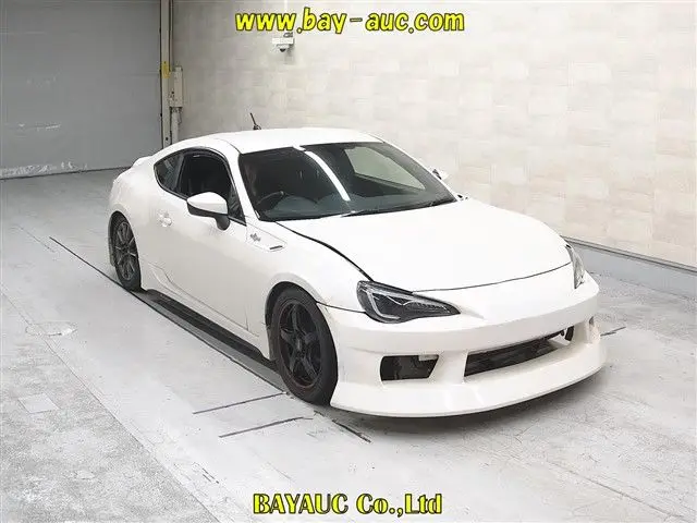 2012 Toyota 86 G Pearl Coupe for sale, Japanese used car export - photo 1 of 6 | GULJI TRADERS