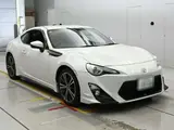 2012 Toyota 86 GT Pearl Coupe for sale, Japanese used car export - photo 5 of 12 | GULJI TRADERS
