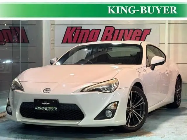 2012 Toyota 86 GT White Coupe for sale, Japanese used car export - photo 1 of 9 | GULJI TRADERS