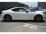 2012 Toyota 86 2.0 GT White Coupe for sale, Japanese used car export - photo 5 of 9 | GULJI TRADERS
