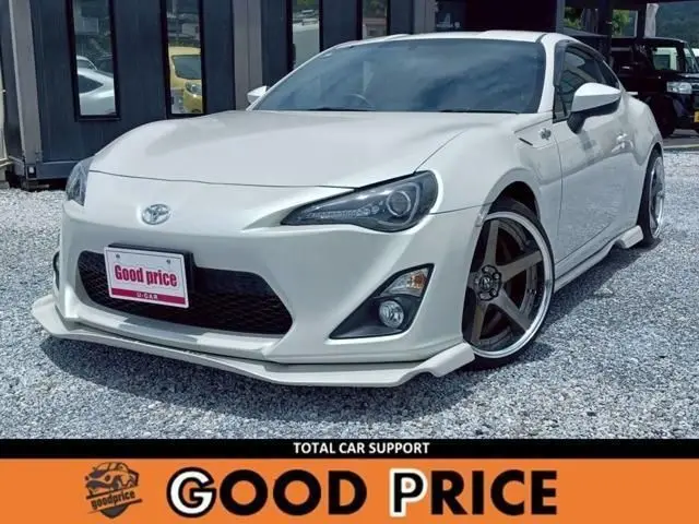 2012 Toyota 86 2.0 GT Limited Pearl Coupe for sale, Japanese used car export - photo 1 of 9 | GULJI TRADERS