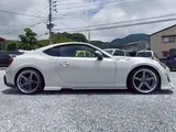 2012 Toyota 86 2.0 GT Limited Pearl Coupe for sale, Japanese used car export - photo 5 of 9 | GULJI TRADERS