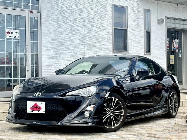 2013 Toyota 86 Coupe for sale, Japanese used car export - photo 1 of 9 | GULJI TRADERS