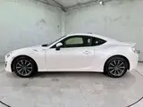2013 Toyota 86 2.0 G Pearl Coupe for sale, Japanese used car export - photo 8 of 39 | GULJI TRADERS