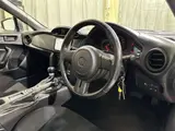 2013 Toyota 86 2.0 G Pearl Coupe for sale, Japanese used car export - photo 9 of 39 | GULJI TRADERS