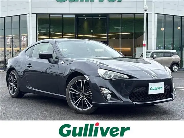 2013 Toyota 86 GT Gray Coupe for sale, Japanese used car export - photo 1 of 24 | GULJI TRADERS