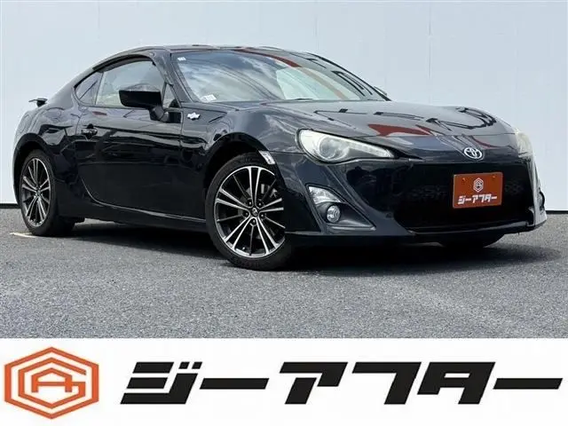 2013 Toyota 86 2.0GT Limited - photo 1 2013 Toyota 86 2.0GT Limited Other Coupe for sale, Japanese used car export - photo 1 of 30 | GULJI TRADERS