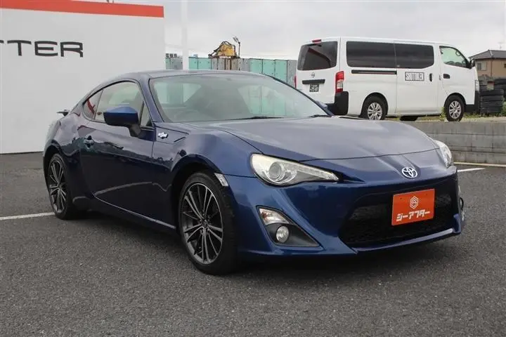 2013 Toyota 86 2.0GT Limited - photo 1 2013 Toyota 86 2.0GT Limited Blue Coupe for sale, Japanese used car export - photo 1 of 30 | GULJI TRADERS