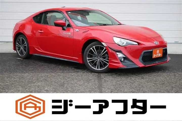2013 Toyota 86 2.0GT - photo 1 2013 Toyota 86 2.0GT Red Coupe for sale, Japanese used car export - photo 1 of 30 | GULJI TRADERS