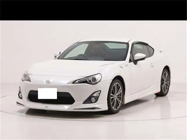 2014 Toyota 86 GT Limited White Coupe for sale, Japanese used car export - photo 1 of 30 | GULJI TRADERS