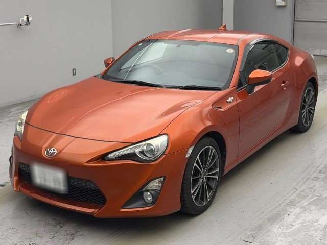 2014 Toyota 86 GT Coupe for sale, Japanese used car export - photo 1 of 15 | GULJI TRADERS
