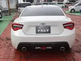 2015 Toyota 86 G (Vehicle inspection and maintenance included) White Coupe for sale, Japanese used car export - photo 10 of 20 | GULJI TRADERS