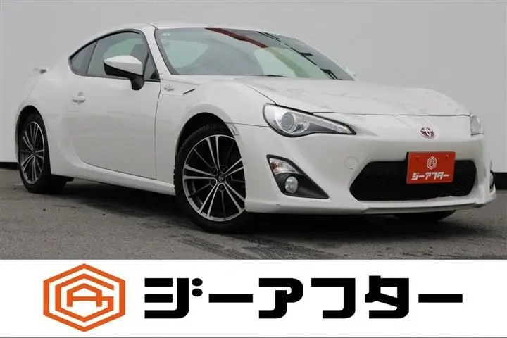 2015 Toyota 86 2.0GT Limited White Coupe for sale, Japanese used car export - photo 1 of 20 | GULJI TRADERS