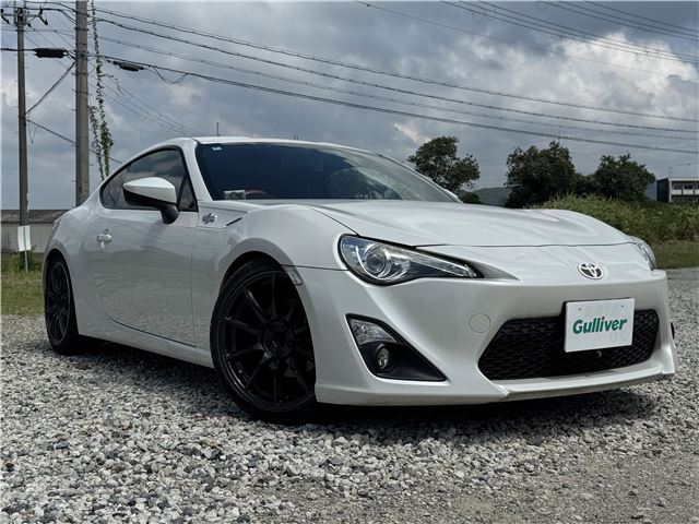 2016 Toyota 86 - photo 1 2016 Toyota 86 Coupe for sale, Japanese used car export - photo 1 of 35 | GULJI TRADERS