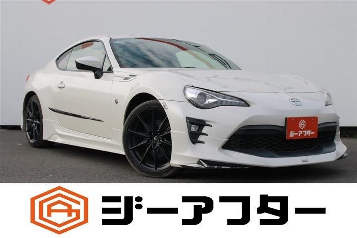 2016 Toyota 86 2.0GT - photo 1 2016 Toyota 86 2.0GT Coupe for sale, Japanese used car export - photo 1 of 30 | GULJI TRADERS