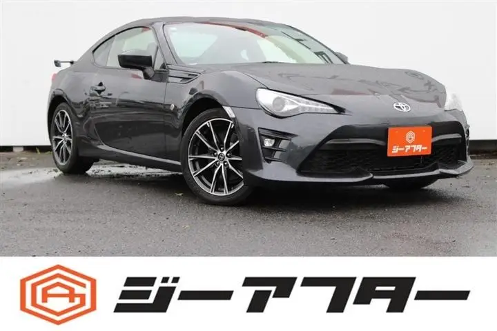 2016 Toyota 86 2.0GT Limited - photo 1 2016 Toyota 86 2.0GT Limited Gray Coupe for sale, Japanese used car export - photo 1 of 30 | GULJI TRADERS