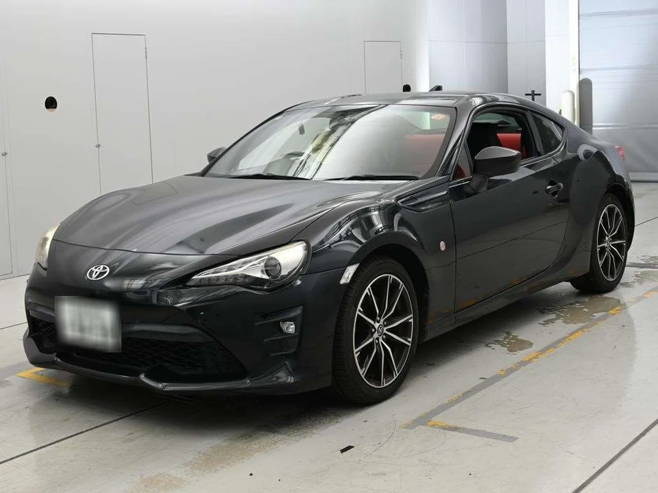 2016 Toyota 86 GT Coupe for sale, Japanese used car export - photo 1 of 12 | GULJI TRADERS