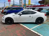 2016 Toyota 86 GT Limited Strada Full Seg Pearl Coupe for sale, Japanese used car export - photo 5 of 45 | GULJI TRADERS