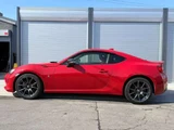 2016 Toyota 86 2.0 GT 6MT AIS Coupe for sale, Japanese used car export - photo 20 of 32 | GULJI TRADERS