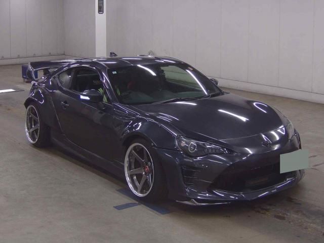 2016 Toyota 86 GT Coupe for sale, Japanese used car export - photo 1 of 5 | GULJI TRADERS
