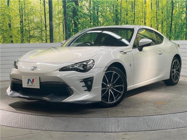 2017 Toyota 86 GT Coupe for sale, Japanese used car export - photo 1 of 30 | GULJI TRADERS