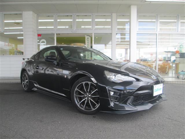 2017 Toyota 86 GT Coupe for sale, Japanese used car export - photo 1 of 23 | GULJI TRADERS