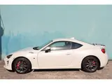 2017 Toyota 86 2.0GT Limited Hyper Performance Package Pearl Coupe for sale, Japanese used car export - photo 5 of 24 | GULJI TRADERS