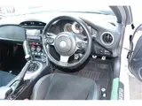 2017 Toyota 86 2.0GT Limited Hyper Performance Package Pearl Coupe for sale, Japanese used car export - photo 9 of 24 | GULJI TRADERS