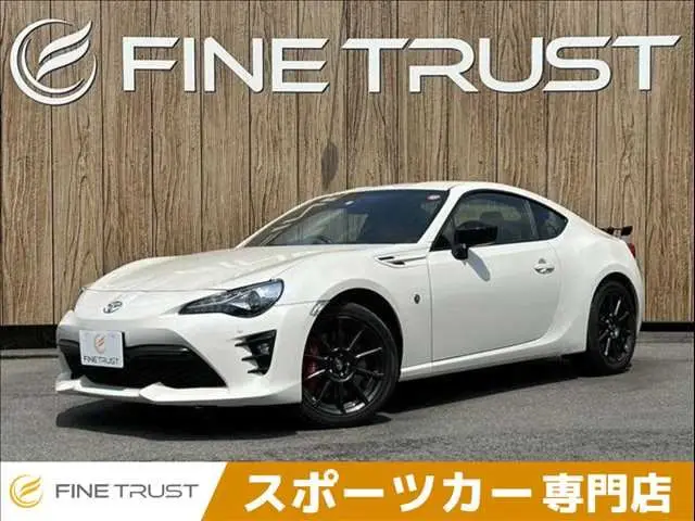 2018 Toyota 86 GT “Limited･Black Package” White Coupe for sale, Japanese used car export - photo 1 of 50 | GULJI TRADERS