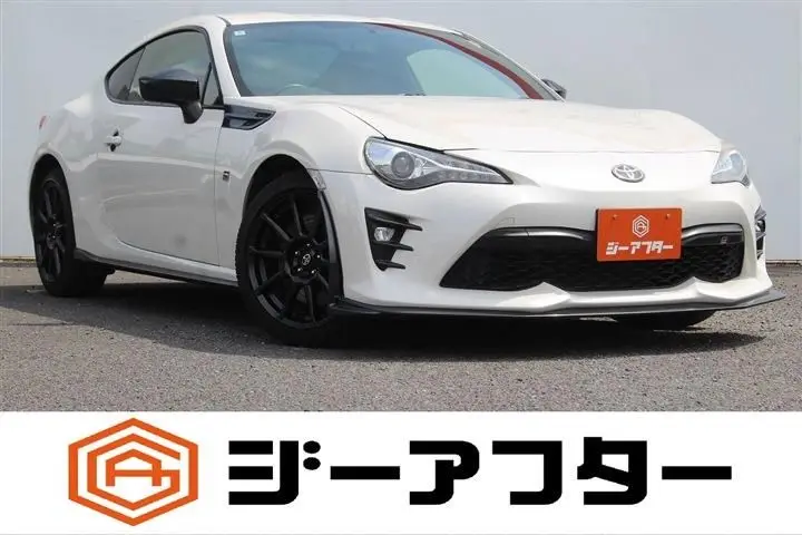 2018 Toyota 86 GR Sport - photo 1 2018 Toyota 86 GR Sport White Coupe for sale, Japanese used car export - photo 1 of 30 | GULJI TRADERS
