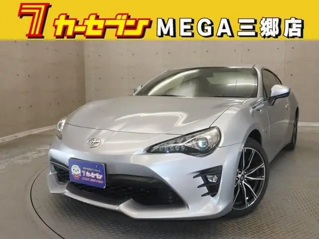2018 Toyota 86 2.0 GT - photo 1 2018 Toyota 86 2.0 GT Silver Coupe for sale, Japanese used car export - photo 1 of 20 | GULJI TRADERS