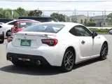 2018 Toyota 86 2.0 GT Limited White Coupe for sale, Japanese used car export - photo 2 of 8 | GULJI TRADERS