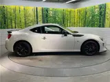 2019 Toyota 86 GT Limited Black Package Pearl Coupe for sale, Japanese used car export - photo 27 of 30 | GULJI TRADERS