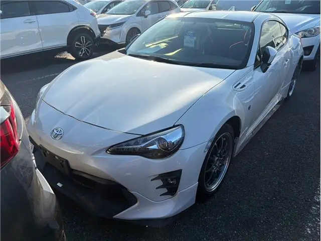 2019 Toyota 86 GT (TRD Sports) Pearl Coupe for sale, Japanese used car export | GULJI TRADERS