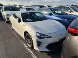 2019 Toyota 86 GT (TRD Sports) Pearl Coupe for sale, Japanese used car export - photo 4 of 11 | GULJI TRADERS