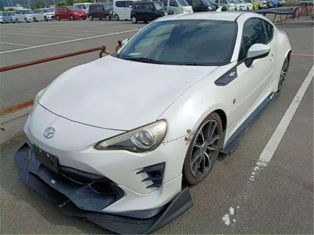 2019 Toyota 86 GT Limited Pearl Coupe for sale, Japanese used car export | GULJI TRADERS