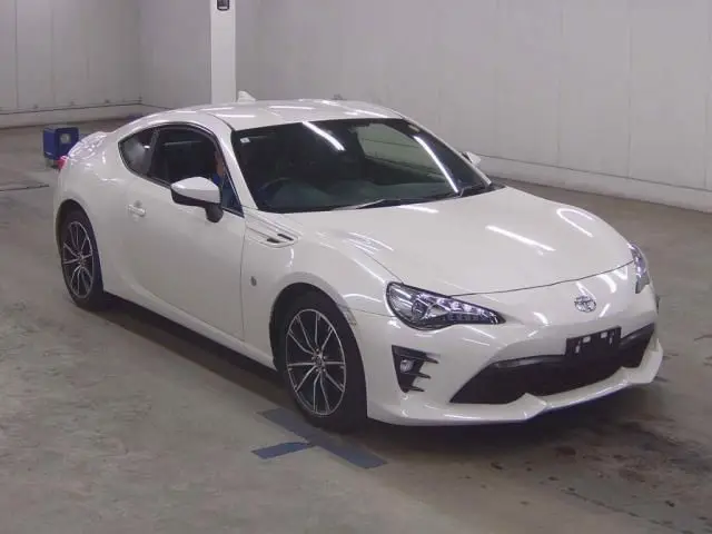 2019 Toyota 86 GT - photo 1 2019 Toyota 86 GT Pearl Coupe for sale, Japanese used car export - photo 1 of 5 | GULJI TRADERS