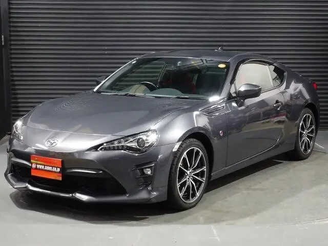 2020 Toyota 86 GT - photo 1 2020 Toyota 86 GT Gray Coupe for sale, Japanese used car export - photo 1 of 10 | GULJI TRADERS