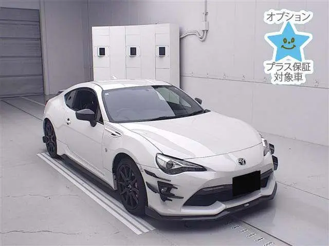 2020 Toyota 86 GT LTD Black Package Pearl Coupe for sale, Japanese used car export - photo 1 of 12 | GULJI TRADERS