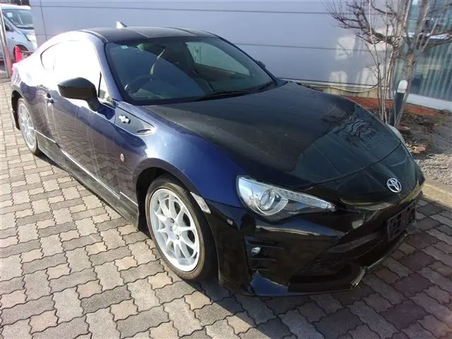 2020 Toyota 86 GT Limited Black Package - photo 1 2020 Toyota 86 GT Limited Black Package Blue Coupe for sale, Japanese used car export - photo 1 of 7 | GULJI TRADERS