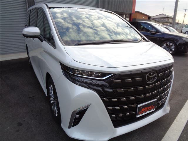 2025 Toyota Alphard Z Van for sale, Japanese used car export - photo 1 of 15 | GULJI TRADERS