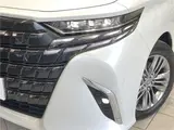 2025 Toyota Alphard Z Pearl Van for sale, Japanese used car export - photo 17 of 30 | GULJI TRADERS