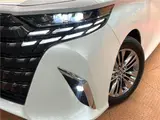 2025 Toyota Alphard Z Pearl Van for sale, Japanese used car export - photo 20 of 30 | GULJI TRADERS