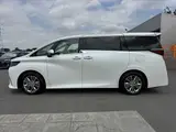 2025 Toyota Alphard Z★Non-smoking★Late model★Moonroof★D inner mirror★ Pearl Van for sale, Japanese used car export - photo 11 of 48 | GULJI TRADERS