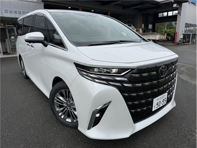 2025 Toyota Alphard Van for sale, Japanese used car export - photo 1 of 42 | GULJI TRADERS