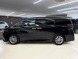 2025 Toyota Alphard 2.5 Z 7 people Black Van for sale, Japanese used car export - photo 8 of 30 | GULJI TRADERS