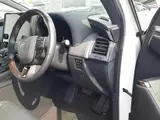 2025 Toyota Alphard Z Pearl Van for sale, Japanese used car export - photo 9 of 12 | GULJI TRADERS