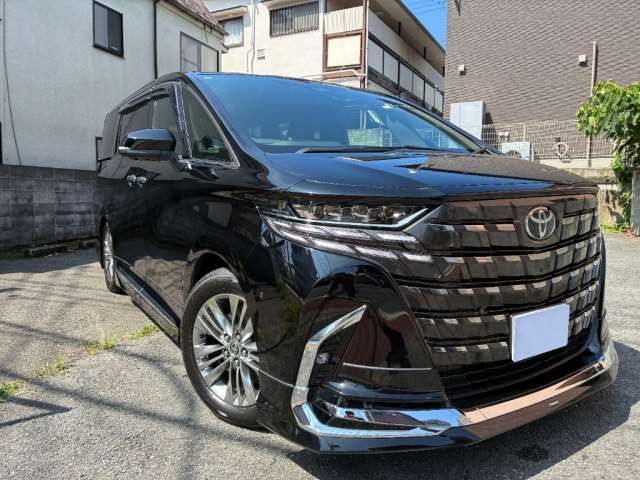 2025 Toyota Alphard Z - photo 1 2025 Toyota Alphard Z Van for sale, Japanese used car export - photo 1 of 42 | GULJI TRADERS