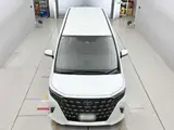 2025 Toyota Alphard Z 4WD Teammate Twin Monitor Pearl Van for sale, Japanese used car export - photo 7 of 12 | GULJI TRADERS